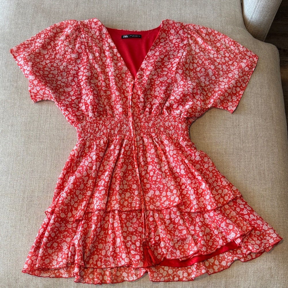 Zara Red and White Floral Tiered Mini Dress